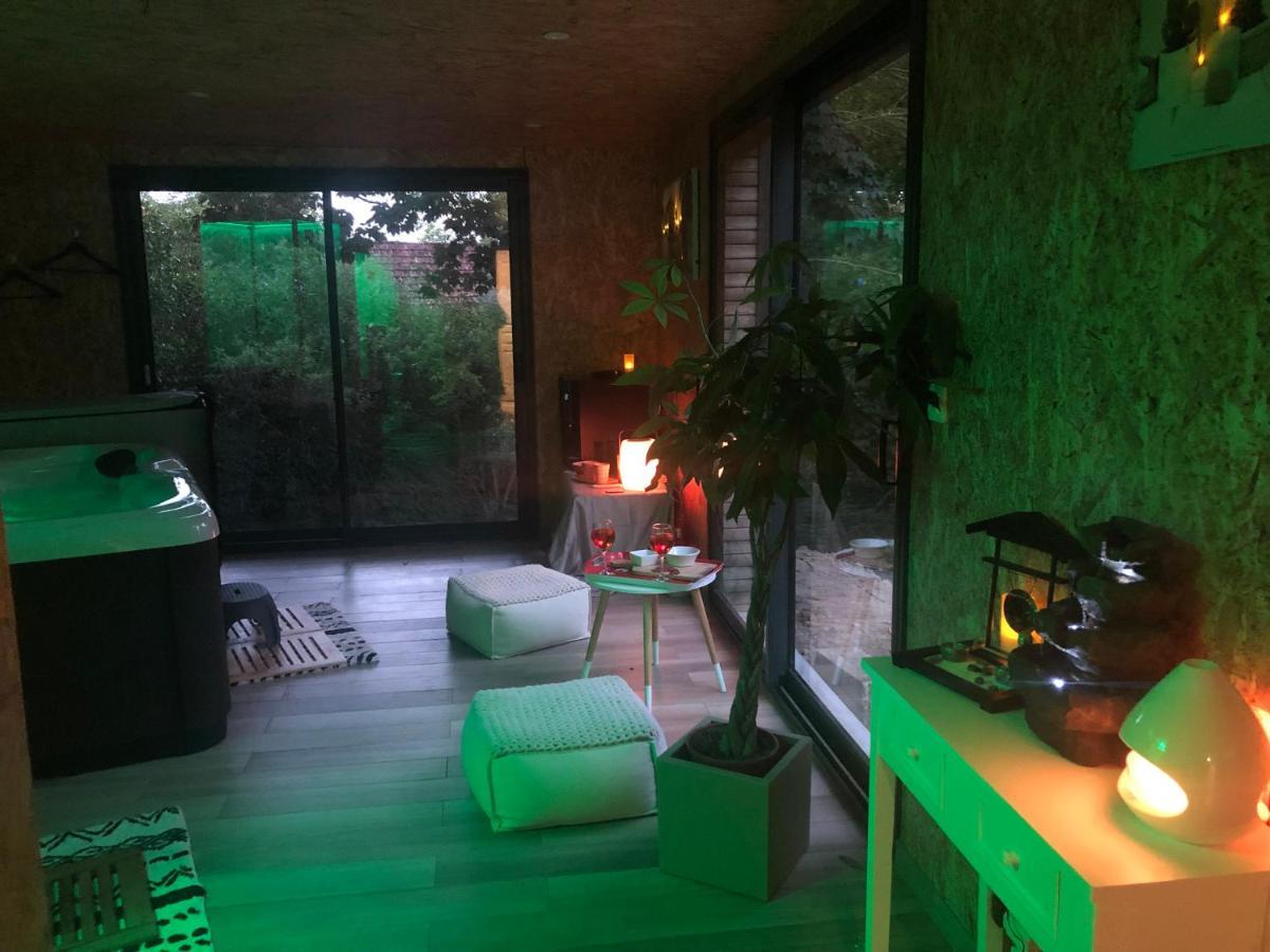 La Fresnaie : ,table D'hôtes&spa * Tillé